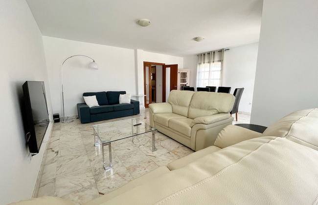 Villa - Sleeps 6 - Pool - Pets Ok - Parkin - Foto 8