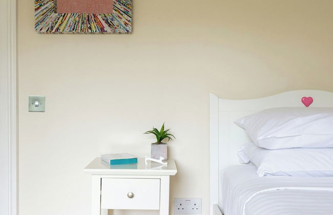 Clifton Hill by Onefinestay - Photo 2