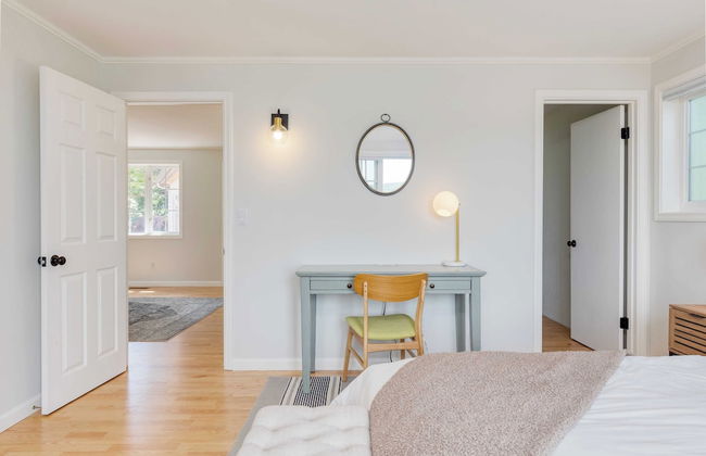 Colonial Bluff House Above the Sea by Avantstay - Foto 27