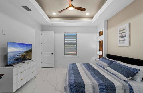 Brand-New - Contemporary Gem-Pool Game Room BBQ - Foto 18