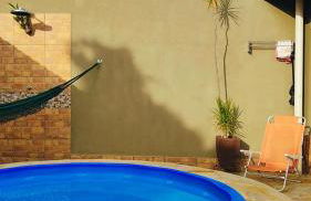 Casa Espaço Sara Piscina com total privacidade, área gourmet completa com churrasqueira fogão a lenha, a 5min do centro e do parque das águas - Foto 41