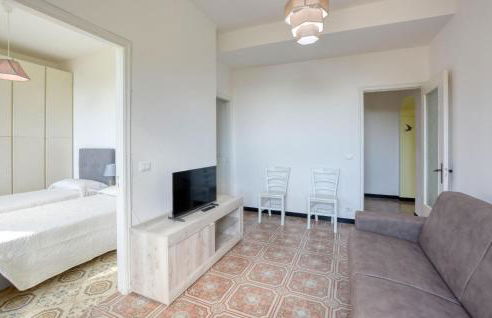 2 Bedroom Amazing Apartment In Semorile - Foto 15