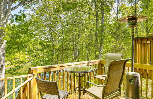 Hot Tub and Barrel Sauna! Lakefront Innsbrook Chalet - Foto 25