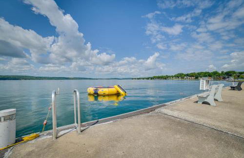 Luxury Lakefront Boyne City Townhome with Views! - Foto 36
