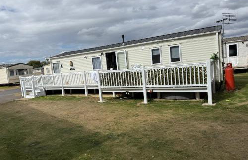 LuxeHaven at Tattershall Lakes Park with Hot Tub - Foto 19