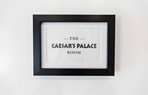 Private Home with Rooftop Game Room near Downtown - Foto 23