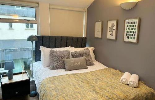 The Urban Retreat 4bdr sleep 14 - Foto 17