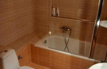 Alma-Maroon Klara & Rachel - Photo 22