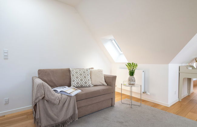 Sanders Regent Adorable 1 Bdr Apt w Terrace - Photo 6