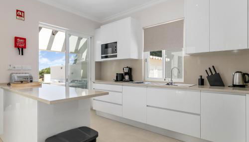 Sea View Villa - Photo 5