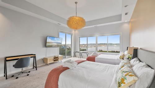 Piermont Waterfront Villa with Hot Tub - Foto 2