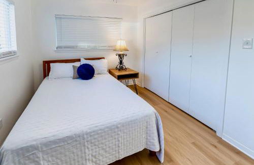 Walk to Campus Creekside Austin Duplex! - Foto 18