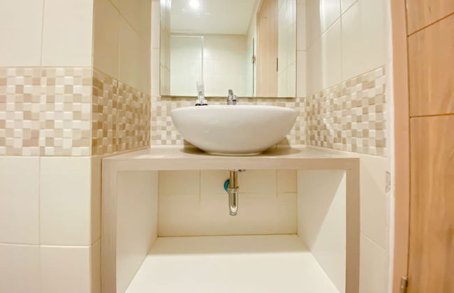 Cozy Stay Studio At Tamansari Iswara Apartment - Foto 14