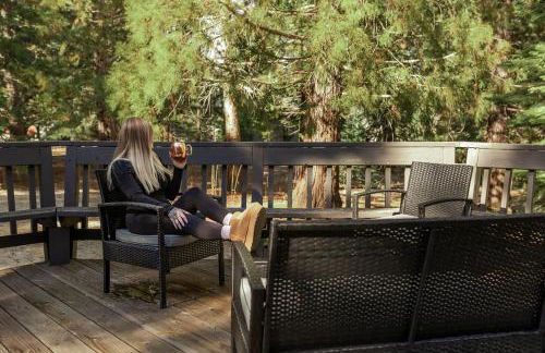 Lux Western Cabin Pool Table Ping Pong Vibes - Foto 54