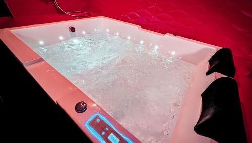 Le Confiden'spa Loft 55m2 Jacuzzi - Billard - Cheminée - Terrasse - Foto 3