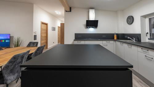 BPS Apartment #14 Luxury Penthouse - NEU - Deluxe - Modern - Foto 4