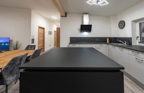 BPS Apartment #14 Luxury Penthouse - NEU - Deluxe - Modern - Foto 4