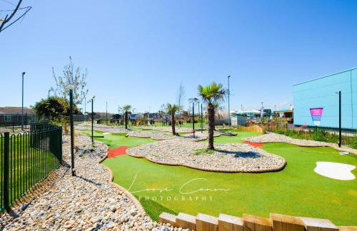 River Lodge Platinum Plus Holiday Home with River Views, Free Wifi & Netflix - Foto 40