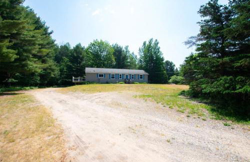 Spacious Leelanau home near the best of Michigan - Foto 48