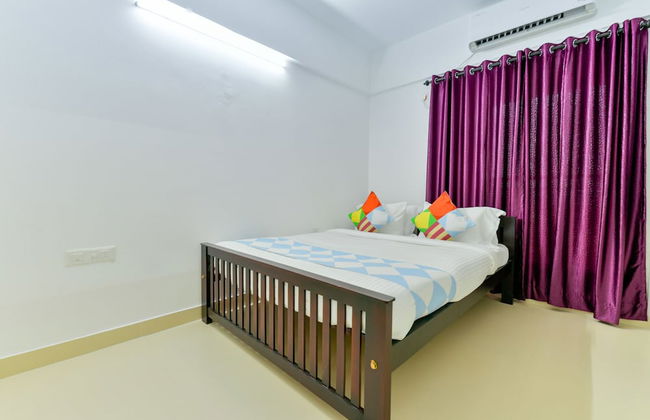 OYO 16140 Home Exotic 1BHK Kakkanad - Foto 5