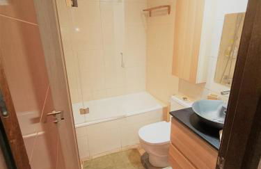 BEC, Hospital Cruces, parking gratis, wifi, AA, a 15 min de Bilbao - Foto 24