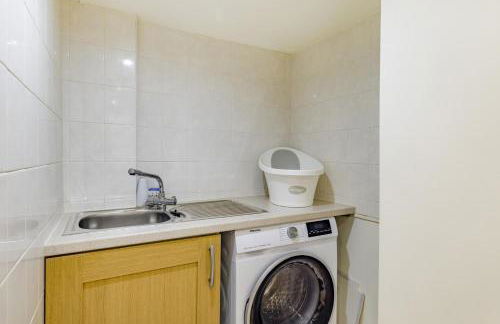 3 Bed in Whaley Bridge oc-h31967 - Photo 9