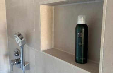 Berglinien am Chiemsee I Exklusive Ferienwohnung mit bis zu 3 Schlafzimmern 2 Bädern und Alpenblick - Photo 19