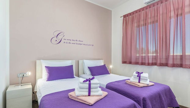 Villa in Novigrad With Private Pool - Foto 4, Habitación