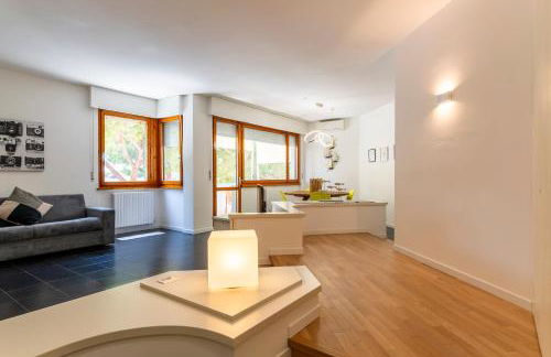 GuestHost - Livorno Sea View Flat With Balconies near the Beach - Foto 4