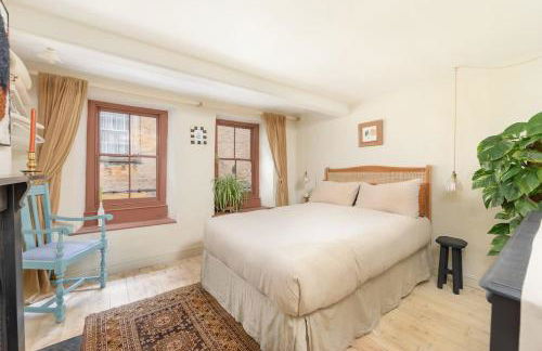 The Nook - Stylish Homestay - Heart of Frome - Photo 2