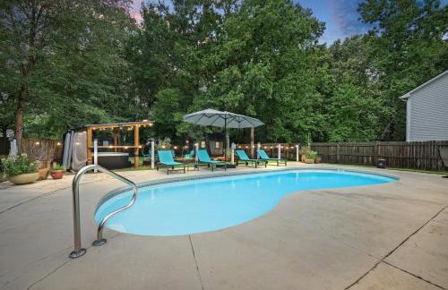 Low Country Gem with Heated Pool Games and Hot Tub - Photo 23