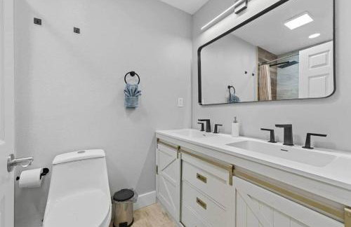 4 Ensuites Bed + Minutes to Anna Maria Island - Foto 45