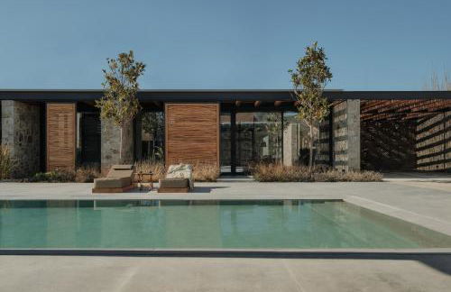 Barefoot Luxury Eressos Apartments - Foto 1