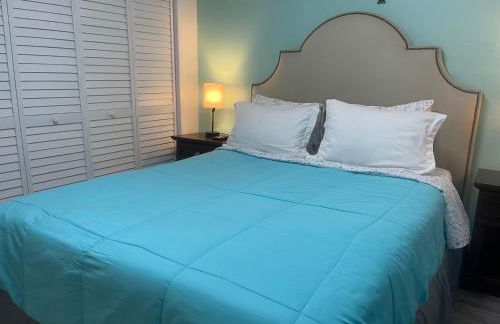 Convenient and Private Downtown 1BR Near Beach - Foto 4