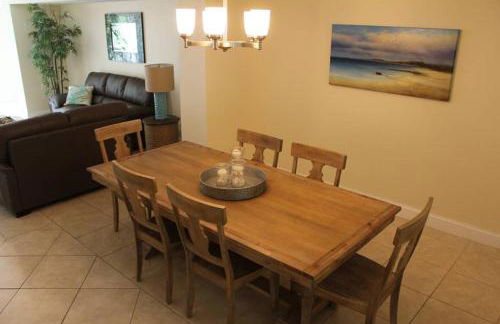 LIC Mgr - MODERN 3 BED 4 BATH VILLA - UPSCALE OCEANFRONT RESORT - INDOOR PICKLEBALL - SPEAKEASY! - Foto 10