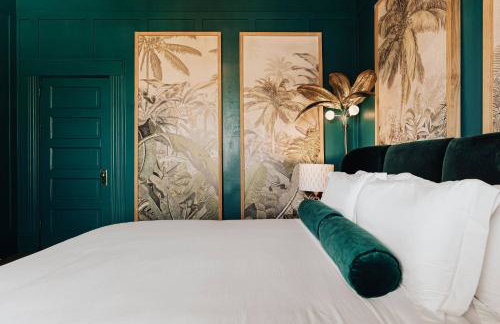 Luxe Victorian Retreat • Walk to Downtown - Foto 39