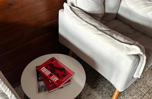 Chalé com PISCINA Privativa, com 2 QUARTOS, ESTACIONAMENTO em Condomínio com PORTARIA 24h, Sauna, Quadras, 3 PISCINAS no condomínio, Pesca e Parquinho Infantil - SmarTV na sala de estar, TV na área CHURRASQUEIRA, Wi-Fi e Cozinha Completa - Foto 68