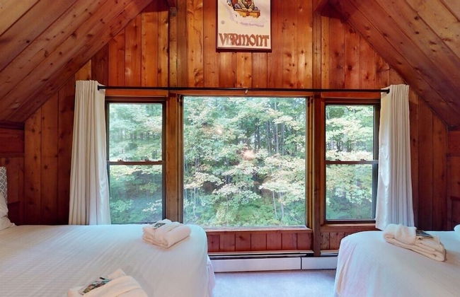 Treehouse Home Brought to you by GetAway Vacations - Photo 5