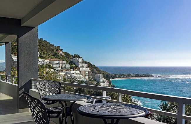 Clifton YOLO Spaces – Clifton Beachfront Executive - Foto 1