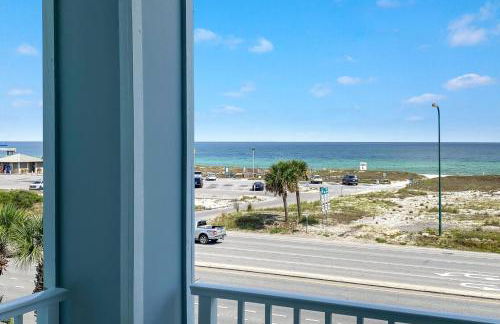Cozy 2bd/2ba w/ View, Sleeps 6 - Photo 96