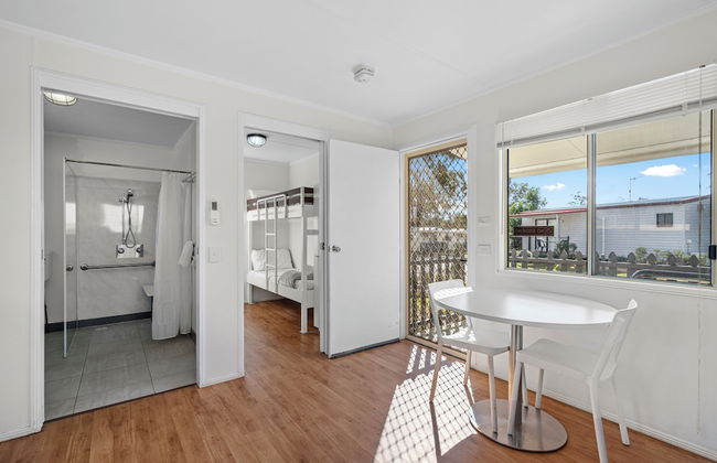 Crows Nest Tourist Park - Photo 14