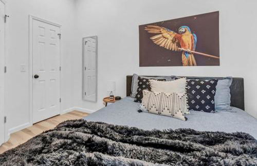 Trendy Two-Level Apartment - Foto 21