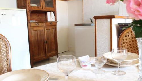 Charmante maison médiévale au cœur d'Hérisson - FR-1-489-606 - Foto 2