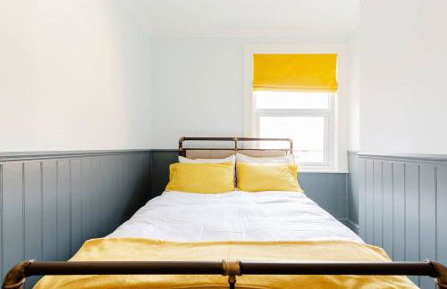 Contemporary Victorian Townhouse - walking distance to train station and Chester city centre - Photo 2