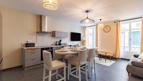 Plein centre - climatisé - à proximité cité médiévale - Foto 3