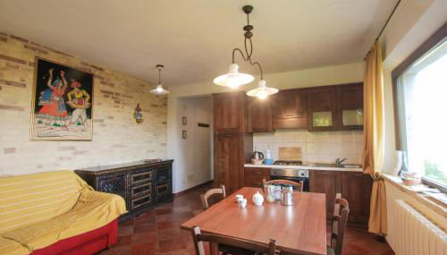 Gorgeous Home In Monterubbiano With Private Swimming Pool, Can Be Inside Or Outside - Foto 5