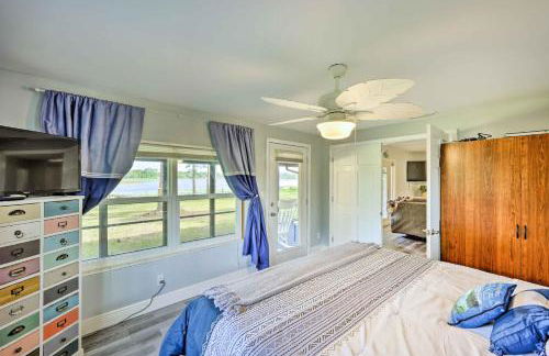 Boats and Dock Anglers Haven in Crescent City - Foto 8