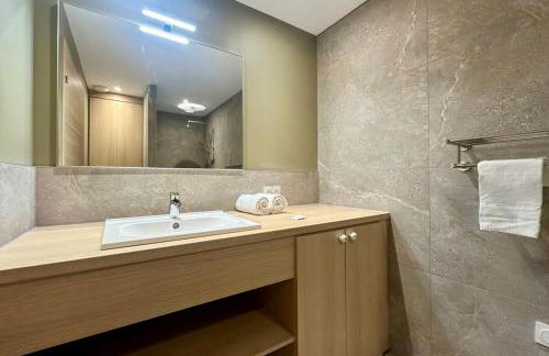 L'Île Mystique - Central - Parking Privé - Neuf - Clim - Foto 14