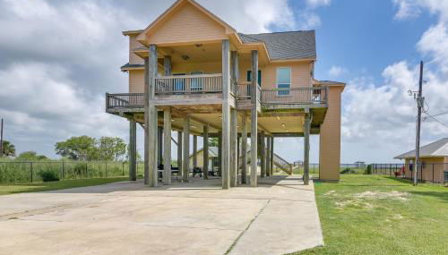 Pet-Friendly Port Arthur Retreat with Fishing Pier! - Foto 2