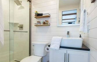 New The Wild West Cozy Container Home - Foto 36